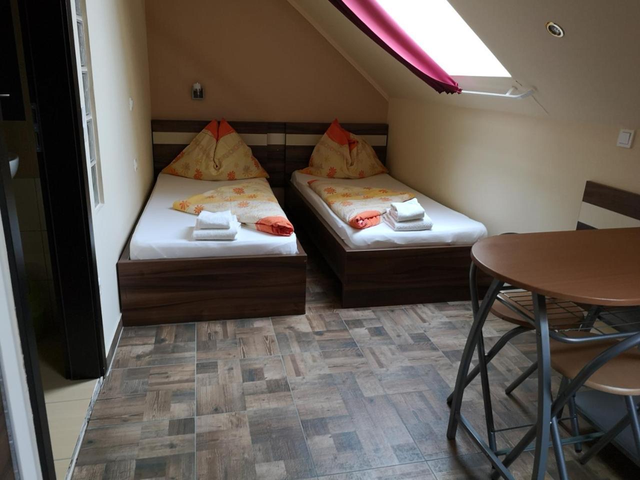 Borostyan Panzio Balatonfuered住宿加早餐旅馆 外观 照片